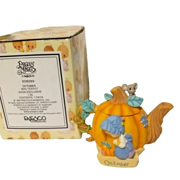 PRECIOUS MOMENTS By Enesco-October-Fall Seasonal Mini Teapot Item #608289 - Picture 4 of 11